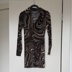 Motel Rocks Women's Long Sleeve Swirl Print Button Mini Dress - Black & Brown